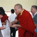 Le Karmapa assiste à la cérémonie de la remise des diplômes au lycée Sogar