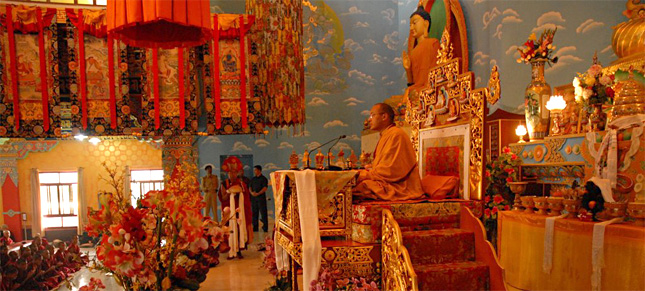 Sa Sainteté le Karmapa au Monastère Tergar