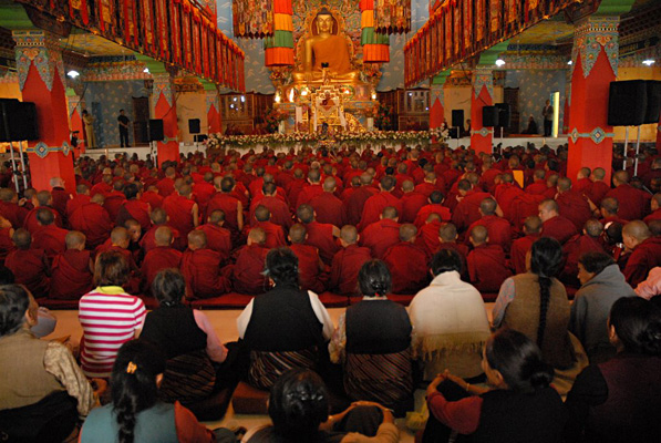 Enseignements du Karmapa au monastère Tergar
