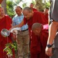 Le Karmapa donne un discours lors de la journée mondiale sur l’environnement