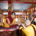 Le Lhathok Gyalyong offre une cérémonie de longue vie au Gyalwang Karmapa